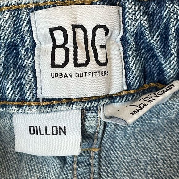 BDG Urban Outfitters Dillon Medium Wash Slim Straight Raw Hem Ankle Jeans (26) - Picture 11 of 16